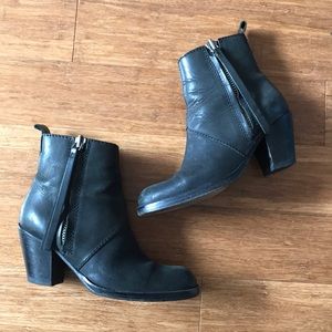 Acne Pistol Boots 36